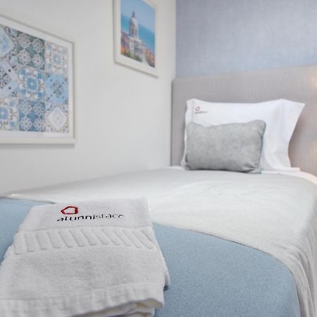 Alunni Stacc Guesthouse Lisbon Bagian luar foto